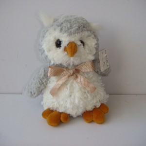 JH-9831A1 Plush Owl in Light Grey color